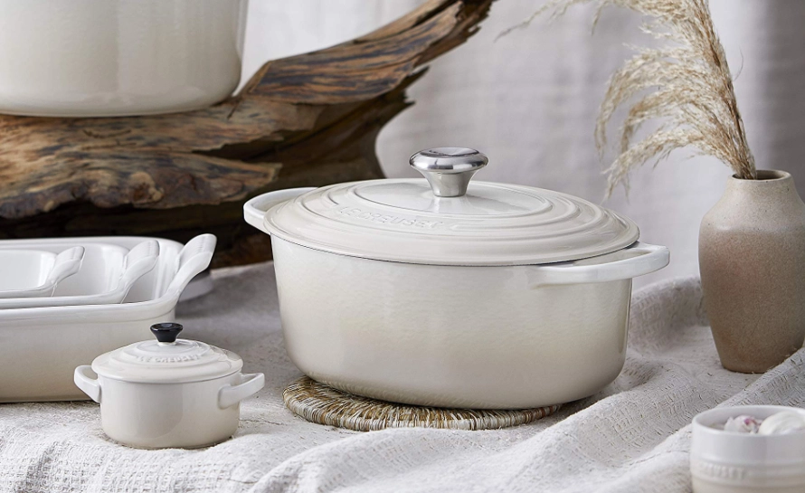 Enamel Cast Iron Pots and Pans