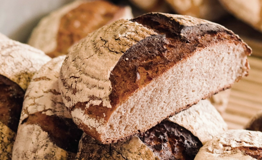chestnuts flour bread
